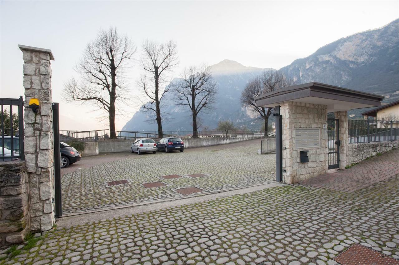 Casa Davide Apartment Riva del Garda Bagian luar foto